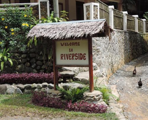 Riverside Guesthouse and Treks