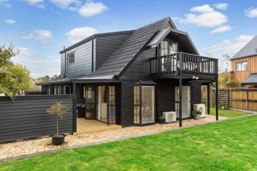 Riverside holiday 3 bedroom house