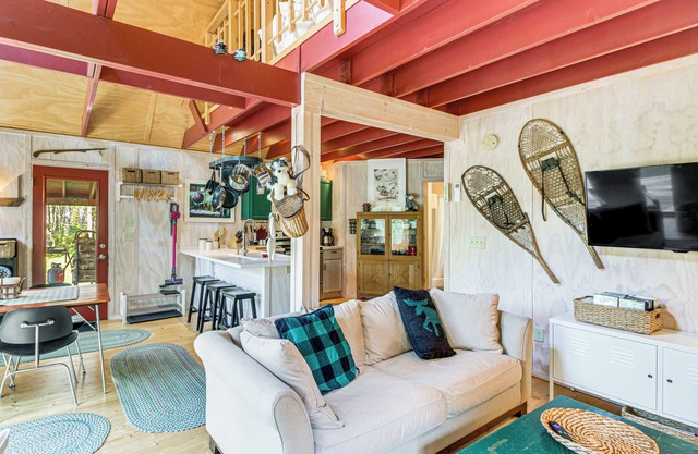 Riverside Retreat in Crosby: Pet Friendly!