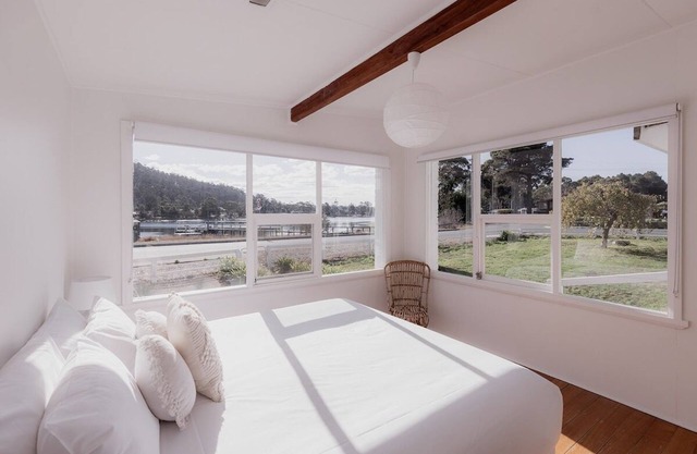 Riverside Retreat in Orford