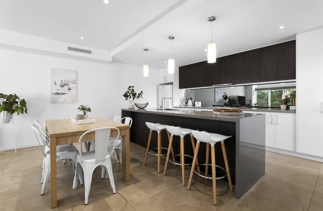Riverside Villa & Pet Friendly