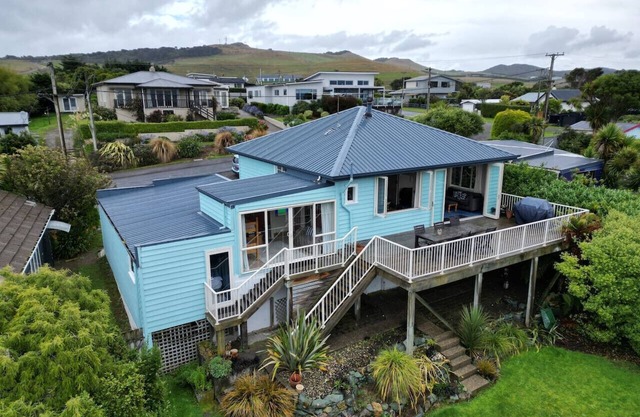 Riverton Beachhouse View