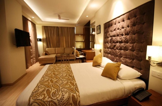 Riverview Hotel