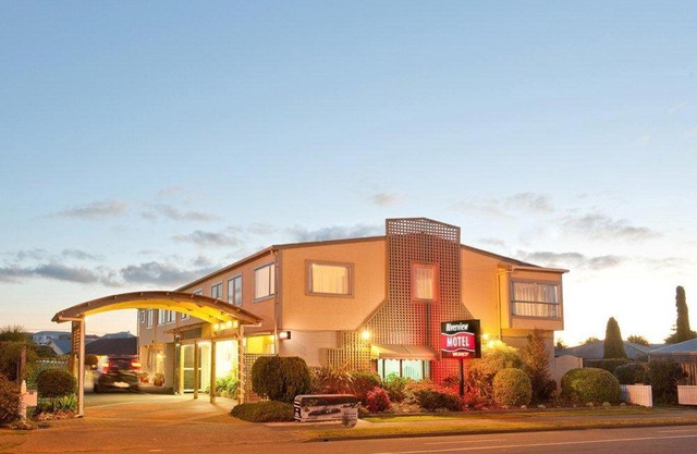 Riverview Motel