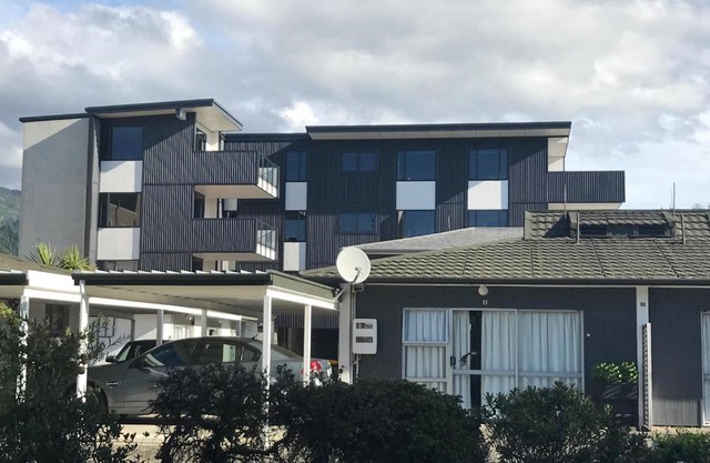 Riverwalk Apartments