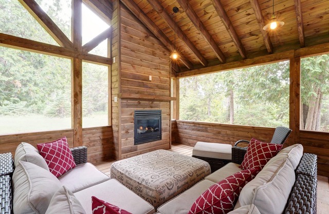 Rivière Perchée ☼ Spa ♥ Firepit ✦ K4YAKS ☼ Veranda