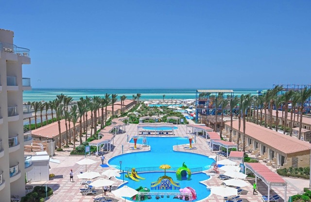 Riviera Aqua Park Resort