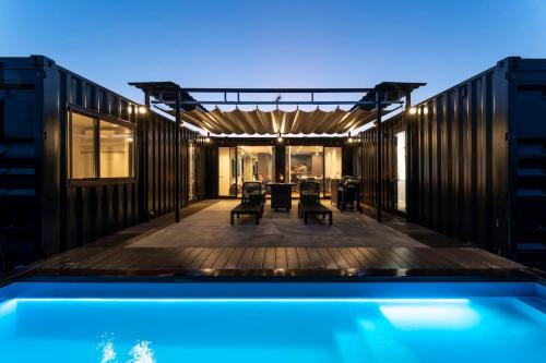 RIVIERA Kujukuri Private 3 Bedroom Villa with Pool Sauna and Tennis Court