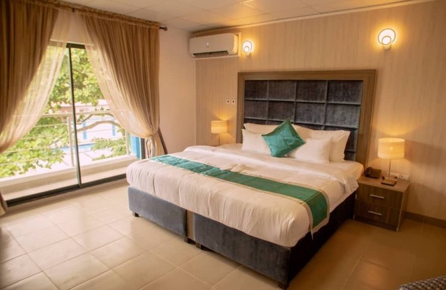 Riviera Suites
