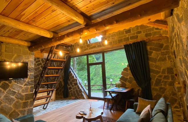 Rize Elvina Bungalov