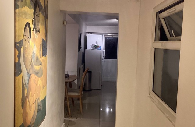 RM9| 4 bedrooms, 2 bathrooms, 2 living rooms sleeps 10, Free Wi-Fi, Free parking