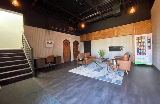 RNDup Urban Lofts Exec Single Room Modern and Trendy!