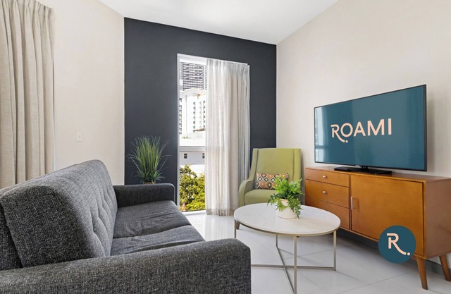 Roami at Habitat Brickell | Pool+Balcony | 1BR #15