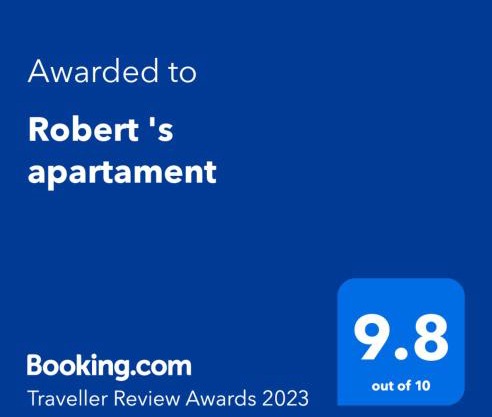 Robert 's apartament