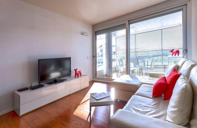 ROBERTA Apartment Botafoch IBIZA