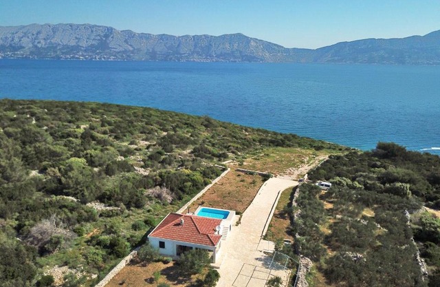Robinzon Villa Zavala