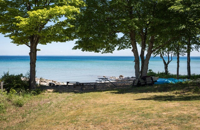 Inmaculada casa de 9 dormitorios frente al mar en Grand Traverse Bay Plazas 24