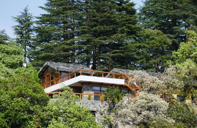 Rock Villa by Baaya