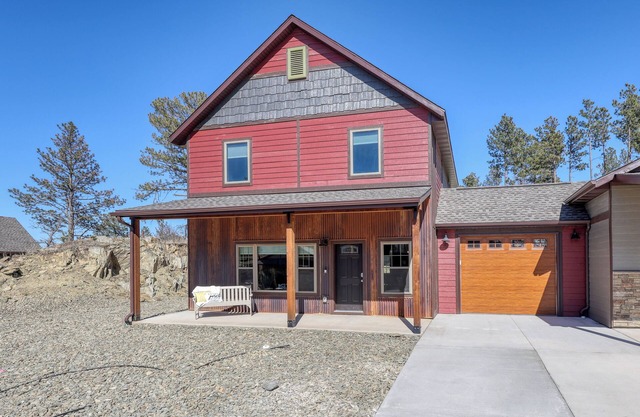 Rockerville Gold Town Lodging #12-This two-bedroom condo is your perfect home base for adventure and relaxation. Just minutes from Mount Rushmore, Crazy Horse Memorial, Custer State Park, Sturgis, and the Badlands.