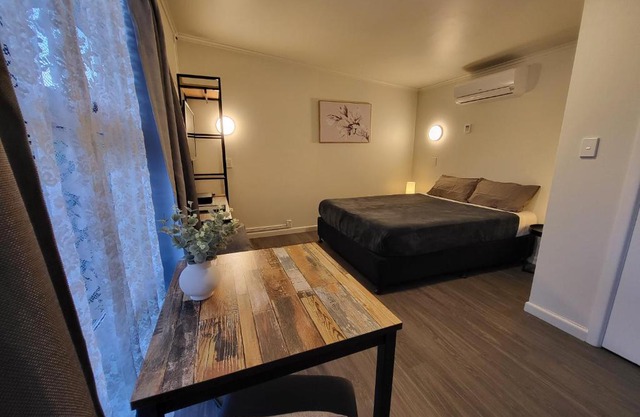 Rockfield Motel
