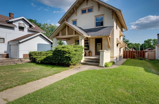 Rockford Vacation Rental w/ Private Patio & Yard!