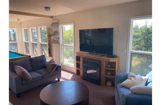 Rockhill House, Halfmoon Bay, Sunshine Coast