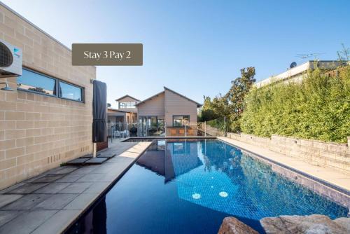 Rockleigh Bay - Gas Heated Spa and Solar Heated Pool