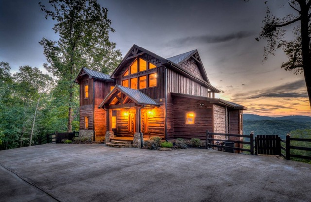 Rocknview Lodge by Escape to Blue Ridge