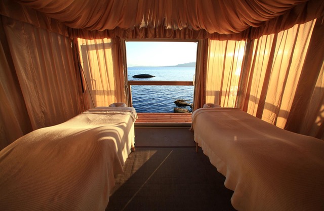 Rockwater Secret Cove Resort