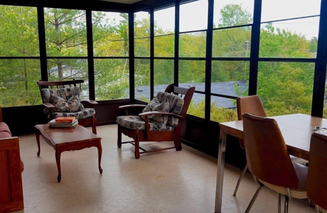 Rockwood: 2-Bedroom Cottage #4