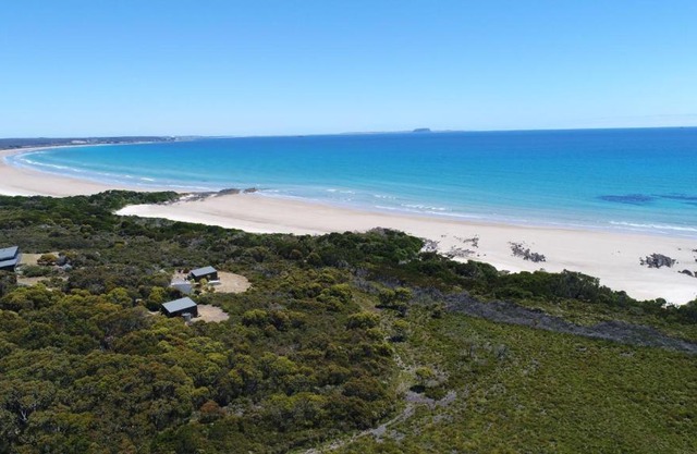Rocky Cape Retreat