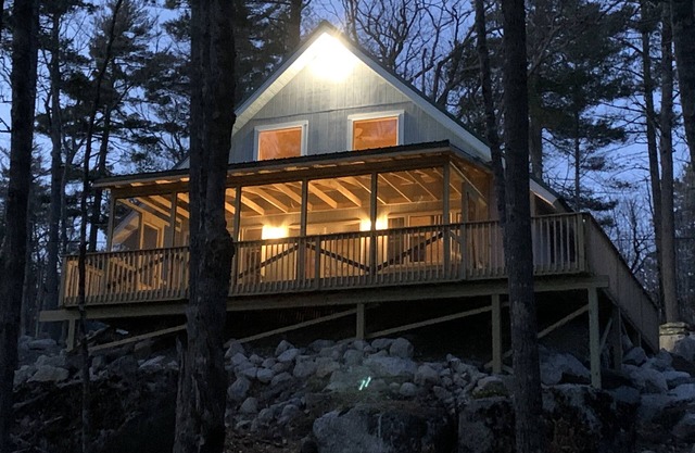 Rocky Haven: tranquila cabaña junto al lago cerca de Acadia