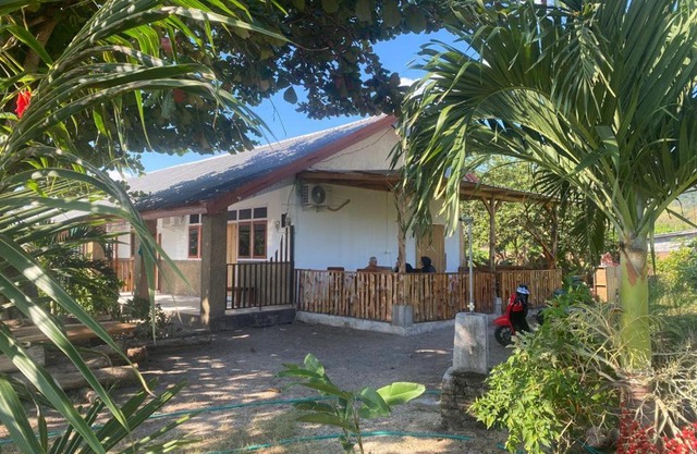 Rocky Homestay Lakey