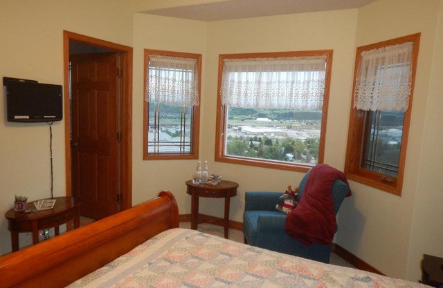 Rocky Mountain View Bed & Breakfast