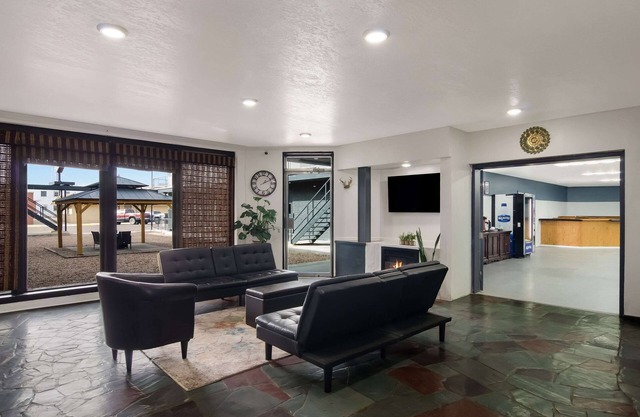 Rodeway Inn & Suites Sidney Historic Downtown I-80
