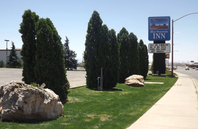 Rodeway Inn & Suites