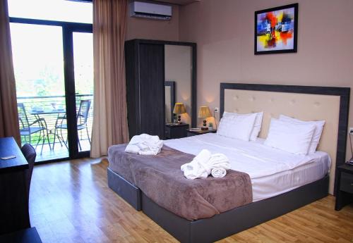 Rogalux Hotel