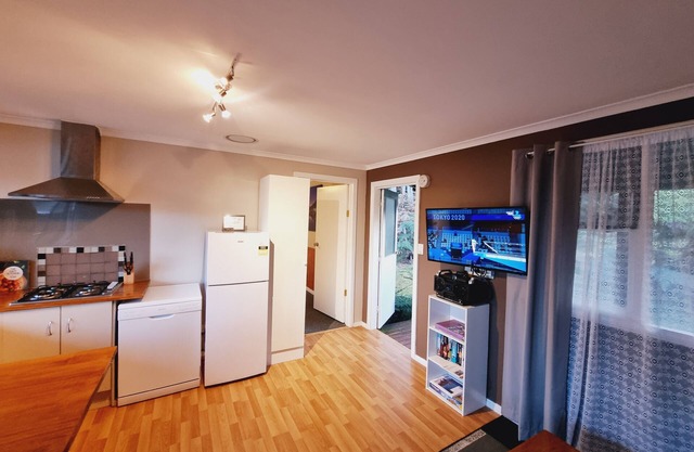 Roland Spa Cottage