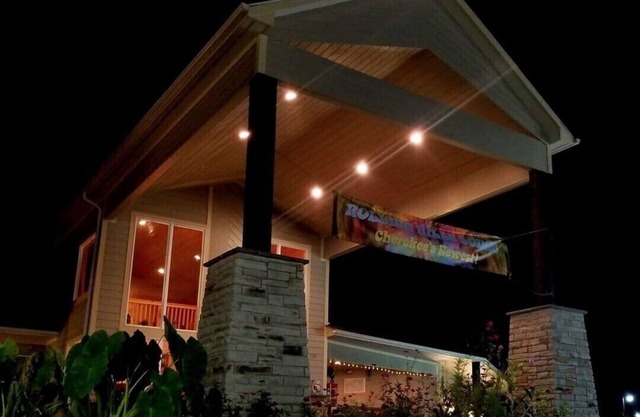 Rolling Hills Lodge