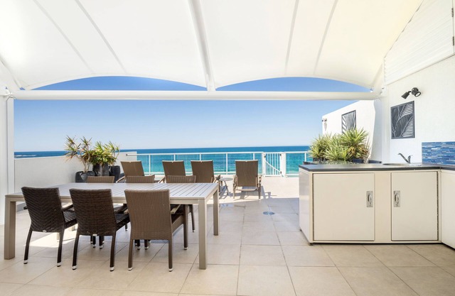 Rolling Surf Resort