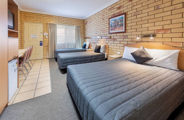 Roma Mid Town Motor Inn