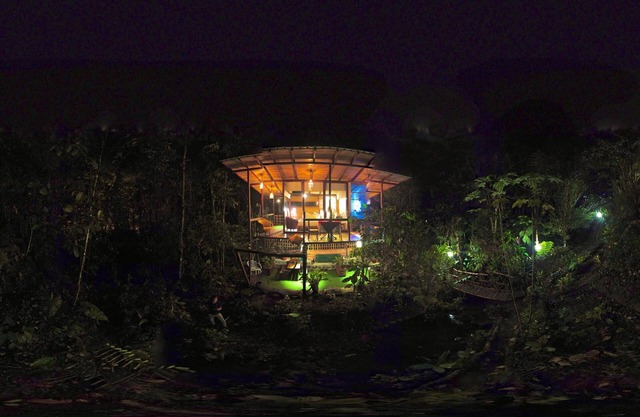 Romance y lujo: Glamping en Puyo yacuzzi privado