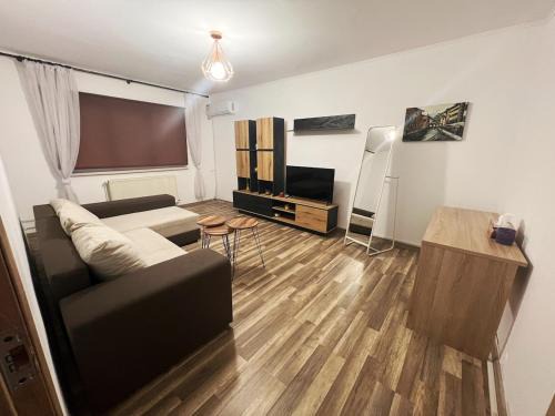 Romanescu Park Apartment