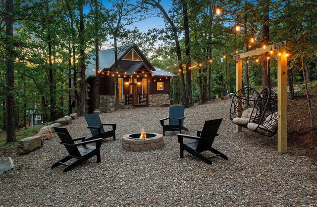 Getaway In The Woods-Spa-Swing Chairs-EV Charger