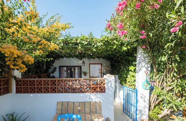 Romántica Casa de María, cerca de la playa y con jardín
