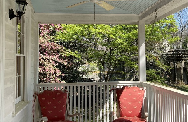 Romantic chapel cottage in Historic District