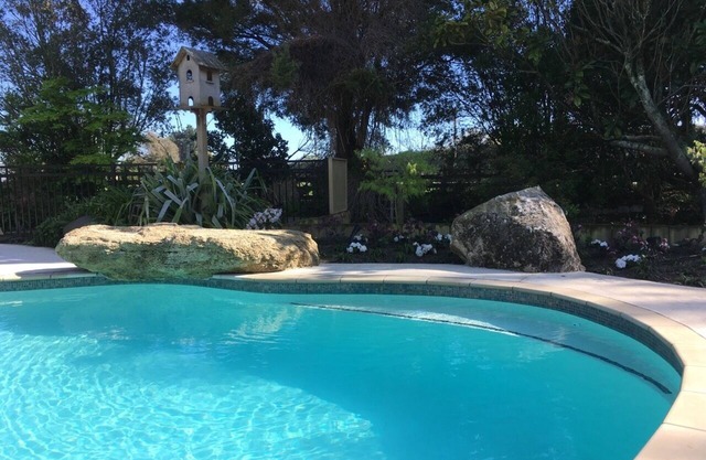 Romantic Cosy Comfortable Caravan - 5 minutes drive from Havelock North/Hastings