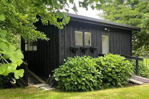 Romantic Country Cottage - 1 Bedroom open plan