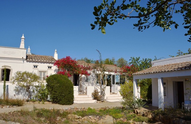 Romantic country house near the sea with private pool