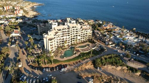 Romantic Escape with view of the iconic Cabo arch!